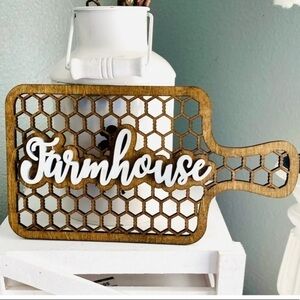 FARMHOUSE chicken wire design faux cutting board wall decor